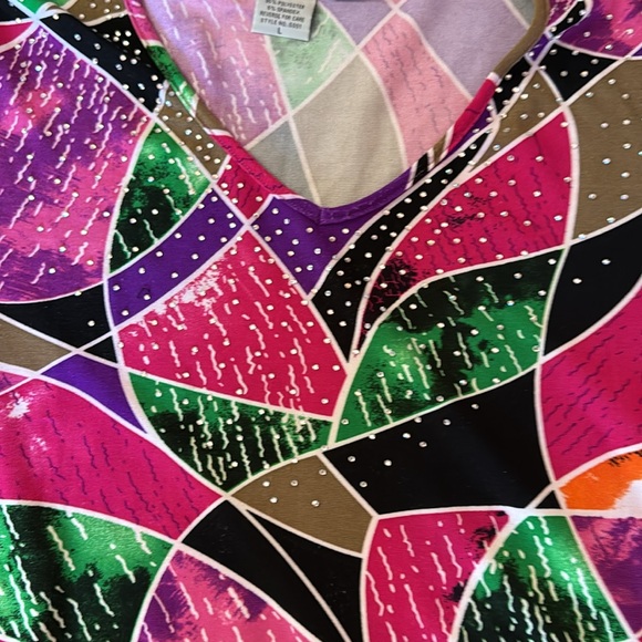 LUCKY BRAND. Colorful Top, embellished w/ Rhinestones. Size L. - Picture 9 of 11